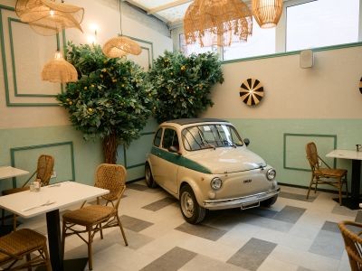 La Bocca by Vintage Garden
