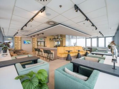 Exploré Restaurant & Sky Bar
