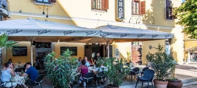 Elefántos Restaurant & Pizzeria (Pécs) 9