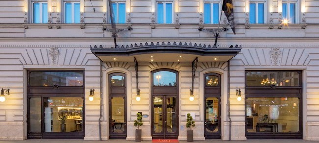 Gallery Café (Hotel Nemzeti Budapest) 1