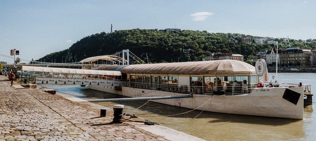 BOATanic Terrace & Bar (EX Columbus Boat) 1