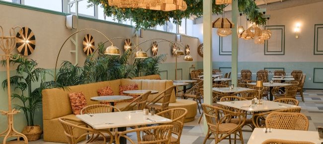 La Bocca by Vintage Garden