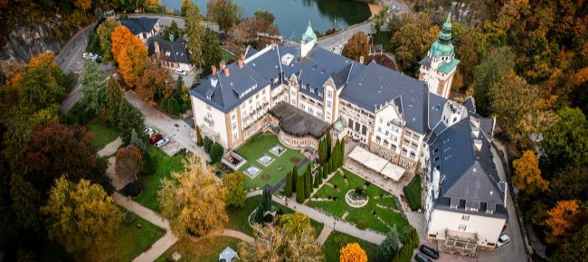 Hotel Palota Lillafüred / Mátyás restaurant (Miskolc) 8