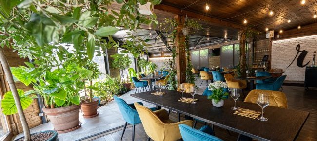 Restaurant Ropogós Bistro & Garden