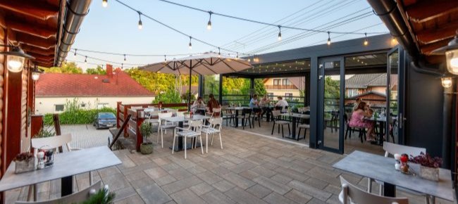 Kakukk Restaurant-Pension (Bánd) 9