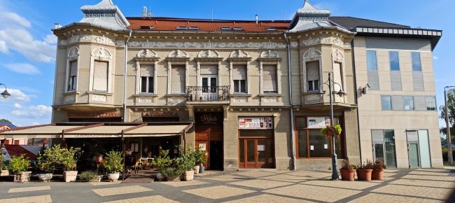 La Pergola Restaurant & Pizzeria (Kaposvár) 11
