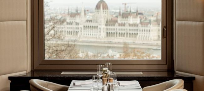 Láng restaurant (Hilton Budapest) 1