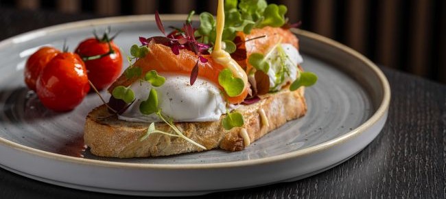 Axis Café & Lounge (Crowne Plaza****) 2