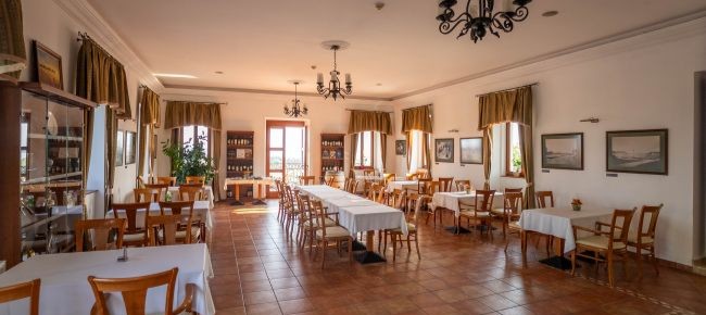 Zenit Balaton Restaurant & Bar (Vonyarcvashegy) 9