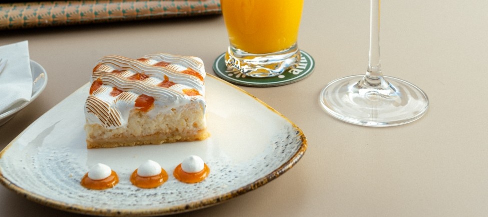 Anna Bistro 4